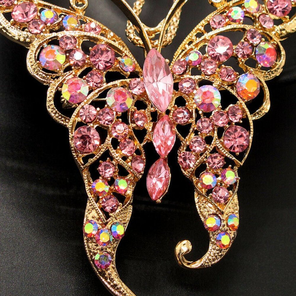 Barbiecore PINK Sparkly Crystal Rhinestone BUTTERFLY Gold PIN Pendant Necklace - Picture 6 of 11